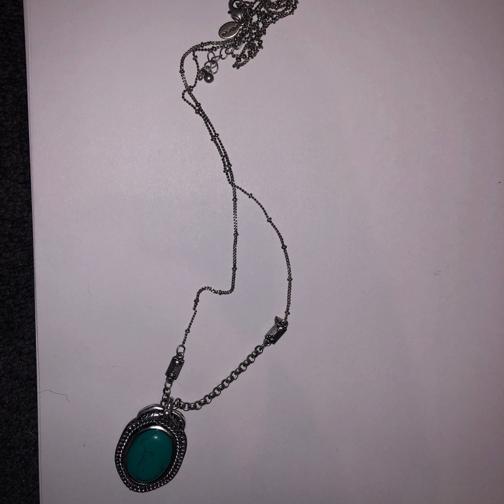 Jewelry: Long Turquoise/Silver Pendant Necklace